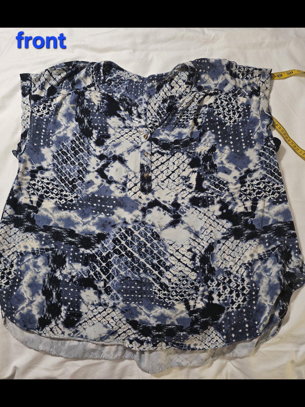 Blue & Cream Abstract Print Short Sleeve Blouse Pleated Back Detail - Picture 2 of 11